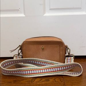 *LIKE NEW* Madewell Transport Camera Bag w/ Strap
